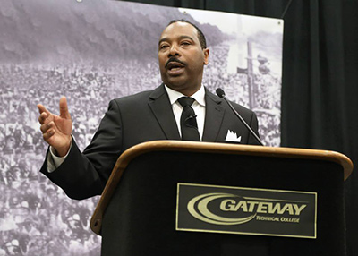 Gregg Riley as Dr. King Gregg Riley as Dr. King