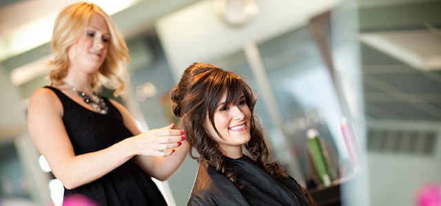 cosmetologist apprentice