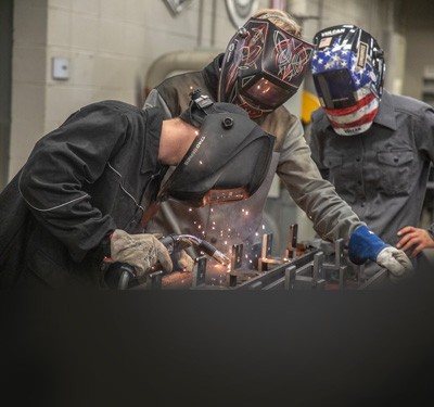 Gateway partners with Pritzker to honor fallen soldiers