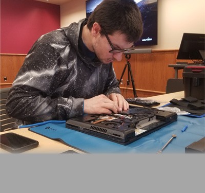Gateway student IT group to hold popular computer clinic